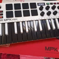 AKAI. MPK. mini