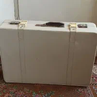چمدان قدیمی