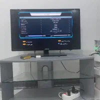 زیرتلوزیونی شیشه ای ۸ میل