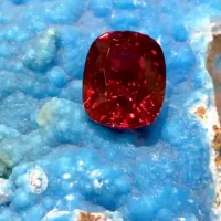 کارشناسی و خرید سنگهای قیمتی و جواهری شما عزیزان
