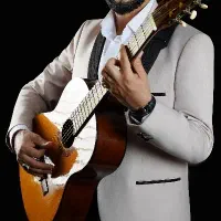 آموزشگاه موسیقی خط و نقاشی همایون در لاکانی