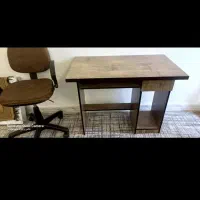 میز و صندلی