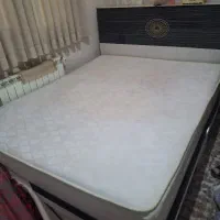تخت درحد نو با تشک