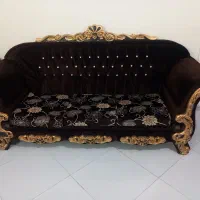 مبل ۷ نفره راحتی تمیز در حد نو و عسلی