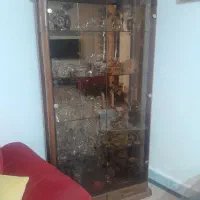 ویترین تمام شیشه