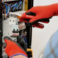 برق کار ساختمان تعمیرات و برکشی