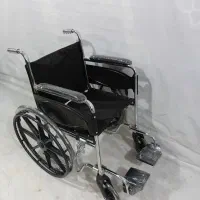 ویلچر نو آکبند جای پا تاشو