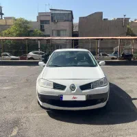 رنو مگان ۲۰۰۰ اتومات مدل ۹۰ کارشناسی بدنه موجود