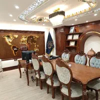 مغازه شیک در کشاورز