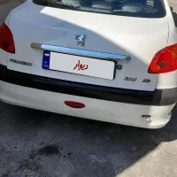 پژو ۲۰۶ وی ۸ تیوفایو