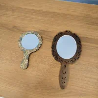 آینه چوبی