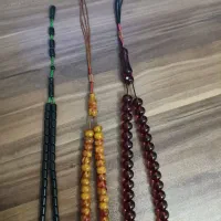 سه عدد تسبیح سندلوس و کهربا