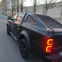 کی ام سی T8 بی رنگ و خانگی