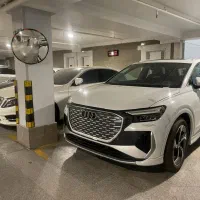 آئودی کیو 4 ای ترون
