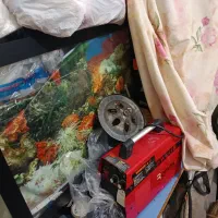 آکواریم بسیار تمیز و سالم. عرض 90در 80