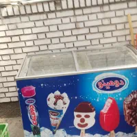 یخچال بستنی