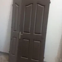 در دولنگه چوبی همراه با چهارچوب