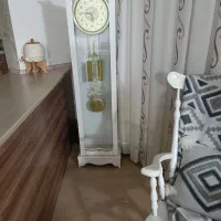 ساعت و صندلی راک