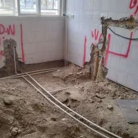 تاسیسات لوله کشی پمپ آب نصب شیرآلات آبگرمکن