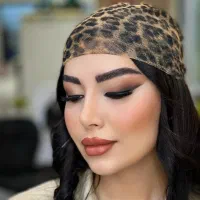 آموزش و دستیاری صفر تا صد میکاپ و خودآرایی