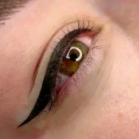 آرایشگری  تتو و رنگ و لایت