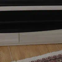 میز تلویزیون در حد نو