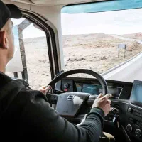 استخدام راننده پایه1و2 با حقوق 15تا25 میلیون تومان