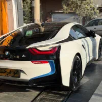 Bmw i8 بی ام و آی۸