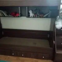 تخت دو طبقه