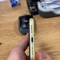 اپل iPhone XR با حافظهٔ ۶۴ گیگابایت|موبایل|نسیم‌شهر, |دیوار
