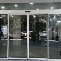 رهن واجاره مغازه ۱۸۰ متری برارغوان غربی