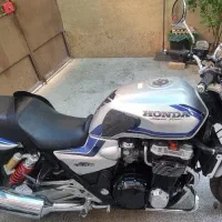 سی بی ۱۳۰۰ CB کاربرات مدل ۲۰۰۰ پیچ تا پیچ فابریک