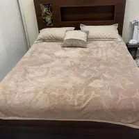 تخت دونفره