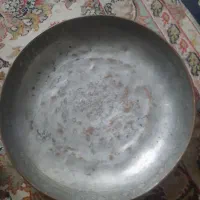 تعدادی کتاب ووسیله قدیمی بعلت کمبودجا