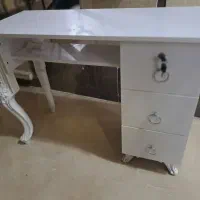 میز ناخنکاری