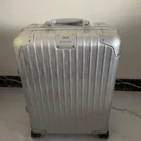 چمدان المینیوم دیور ریمووا