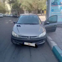 206 اس دی V8