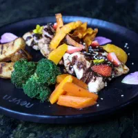 کمک اشپز فرنگی و رژیمی خانم