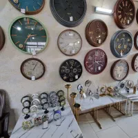 انواع ساعت دیواری و رومیزی و ایستاده