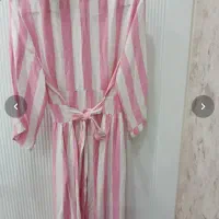۳۰۰