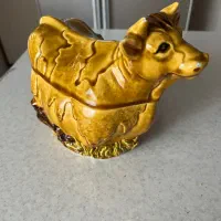 گاو دکوری و هم شکلات خوری