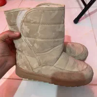 پوتین بچگانه