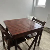 میز و صندلی چوبی