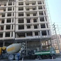پمپ بتن زمینی بهزاد با اکیب مجرب