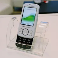 سونی اریکسون w100i کشویی آکبند نوستالژی