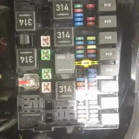 برقکار باطریساز