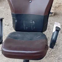 صندلی چرخ دار اداری و خانگی سالم