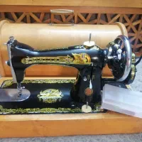 چرخ خیاطی سینجر قدیمی جهیزیه ای