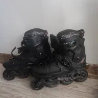 کفش اسکیت بزرگسال در حد نو به همراه کیف