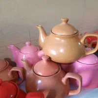 انواع قوری رنگی چینی فقط و فقط (۱۵۰)